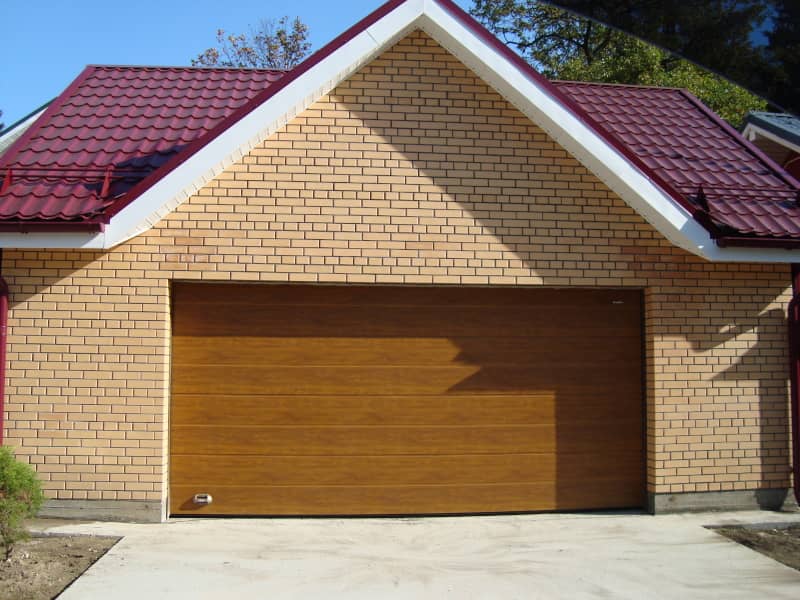 Секционные ворота DoorHan в Ярославле с установкой